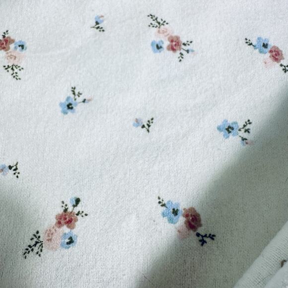 2 Carter’s Baby Receiving Blankets 100% Cotton 30x40 VTG Print Bears & Floral - Picture 4 of 8